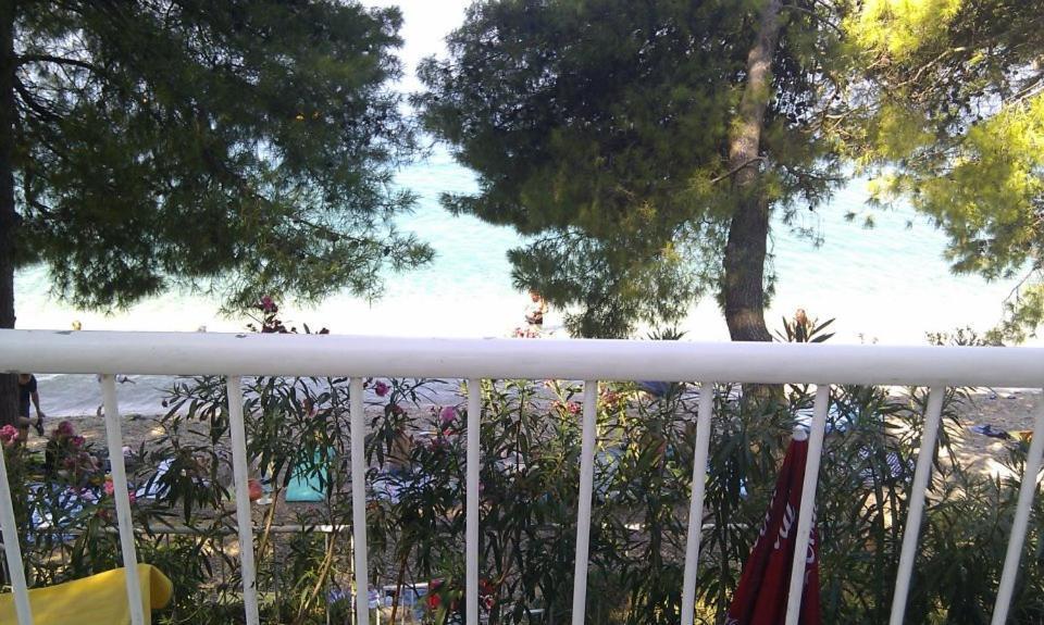 Apartman On The Beach - Nemira, Omis Apartment Exterior photo